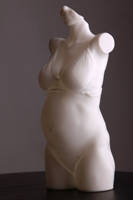 Pregnant sculpture
